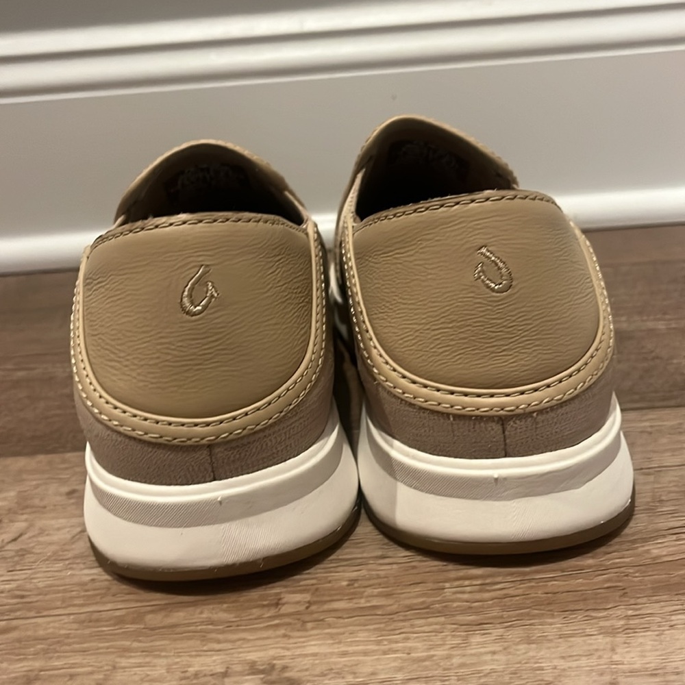 Olukai Women’s Ki’ihele Ili Convertible Sneakers Size 9.5 - Picture 3 of 6